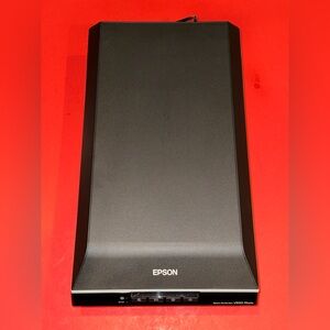 Epson Perfection V600 Photo Scanner - NO Power Cord NO Film Holders TESTED READ